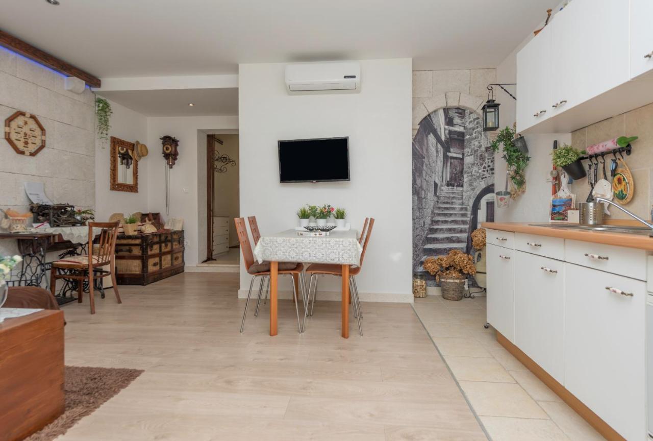 Apartmani Antunovic Podgora Bagian luar foto